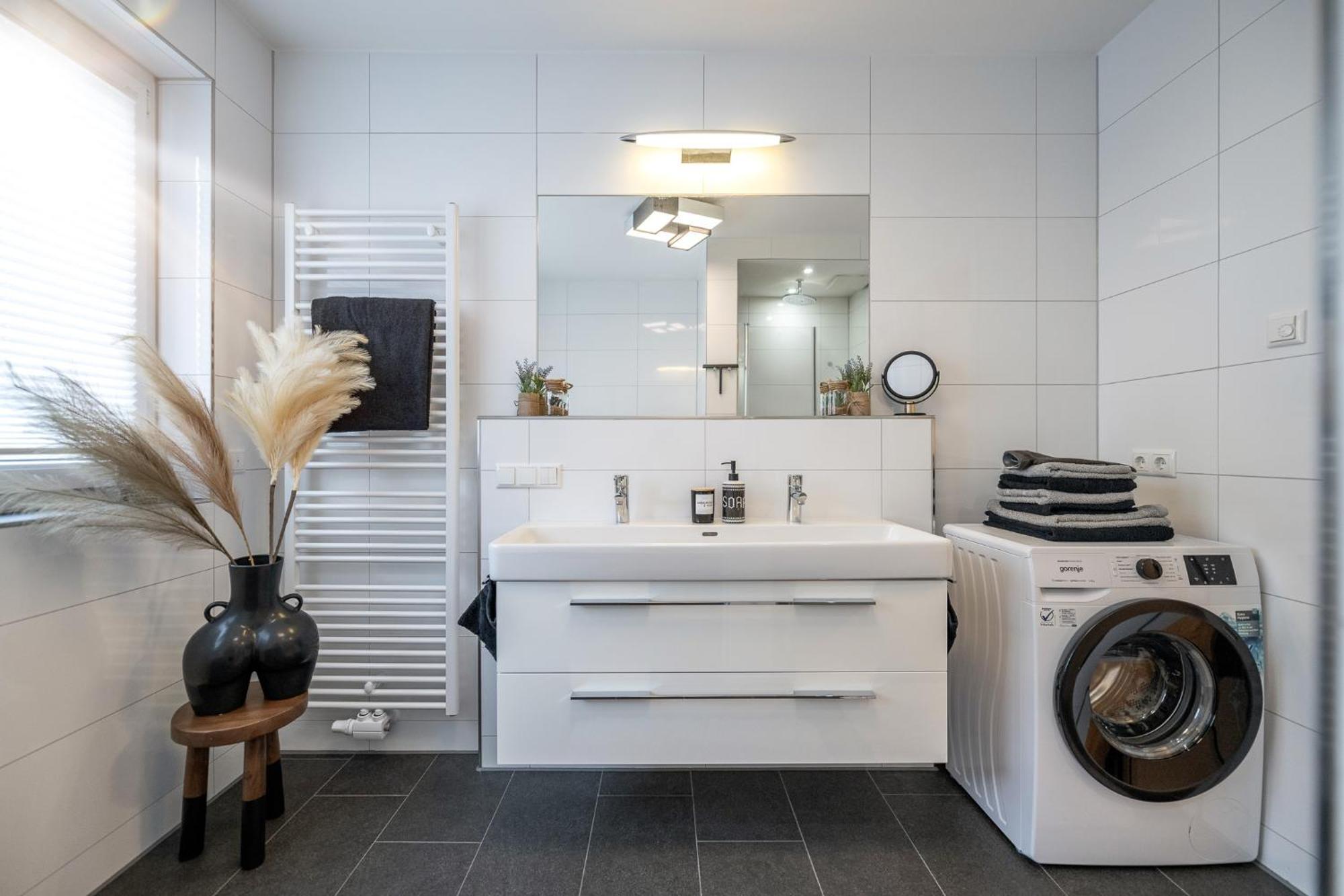 Alpenflair / Luxury / 100Qm / Work / Travel / Netflix Apartment Penzberg Ngoại thất bức ảnh